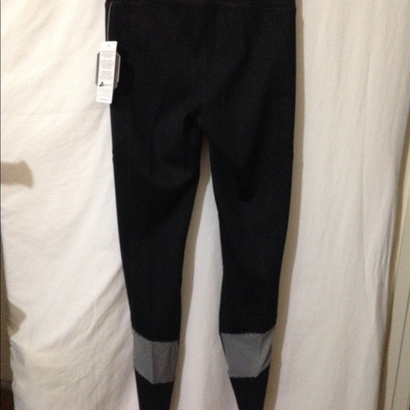 Avia Lycra Black Leggings - Picture 3 of 8